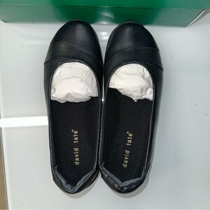 David Tate Black Women's Shoes

David Tate Black Calf Leather Flats - Size 7W